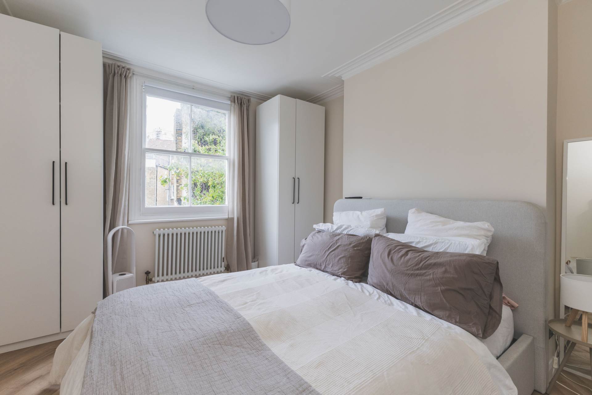 First Floor Flat, Hemberton Road, London, Image 3