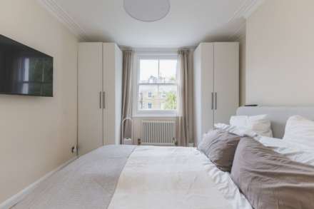 First Floor Flat, Hemberton Road, London, Image 10