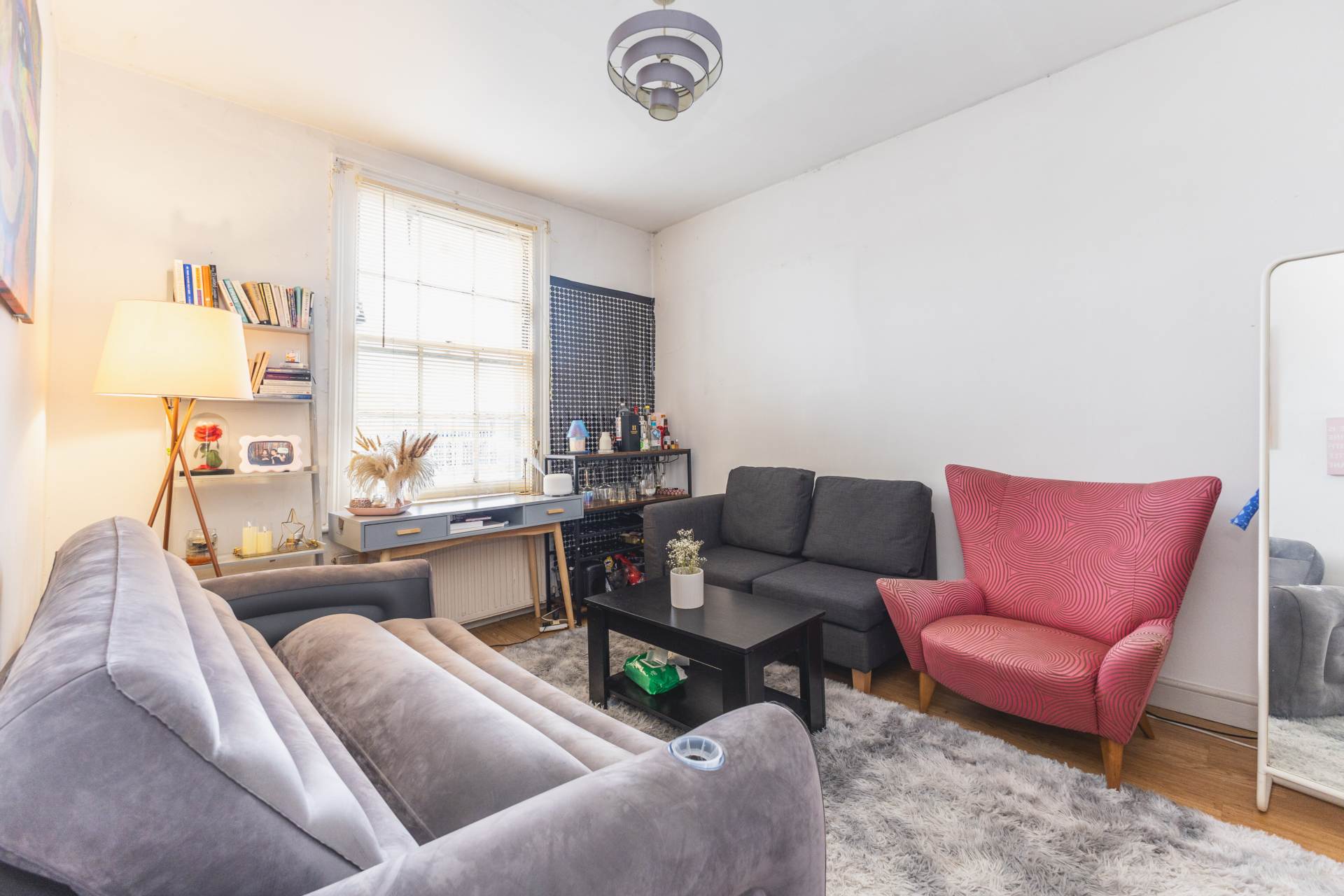 386C Wandsworth Road, London, Image 1