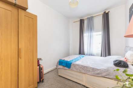 386C Wandsworth Road, London, Image 3