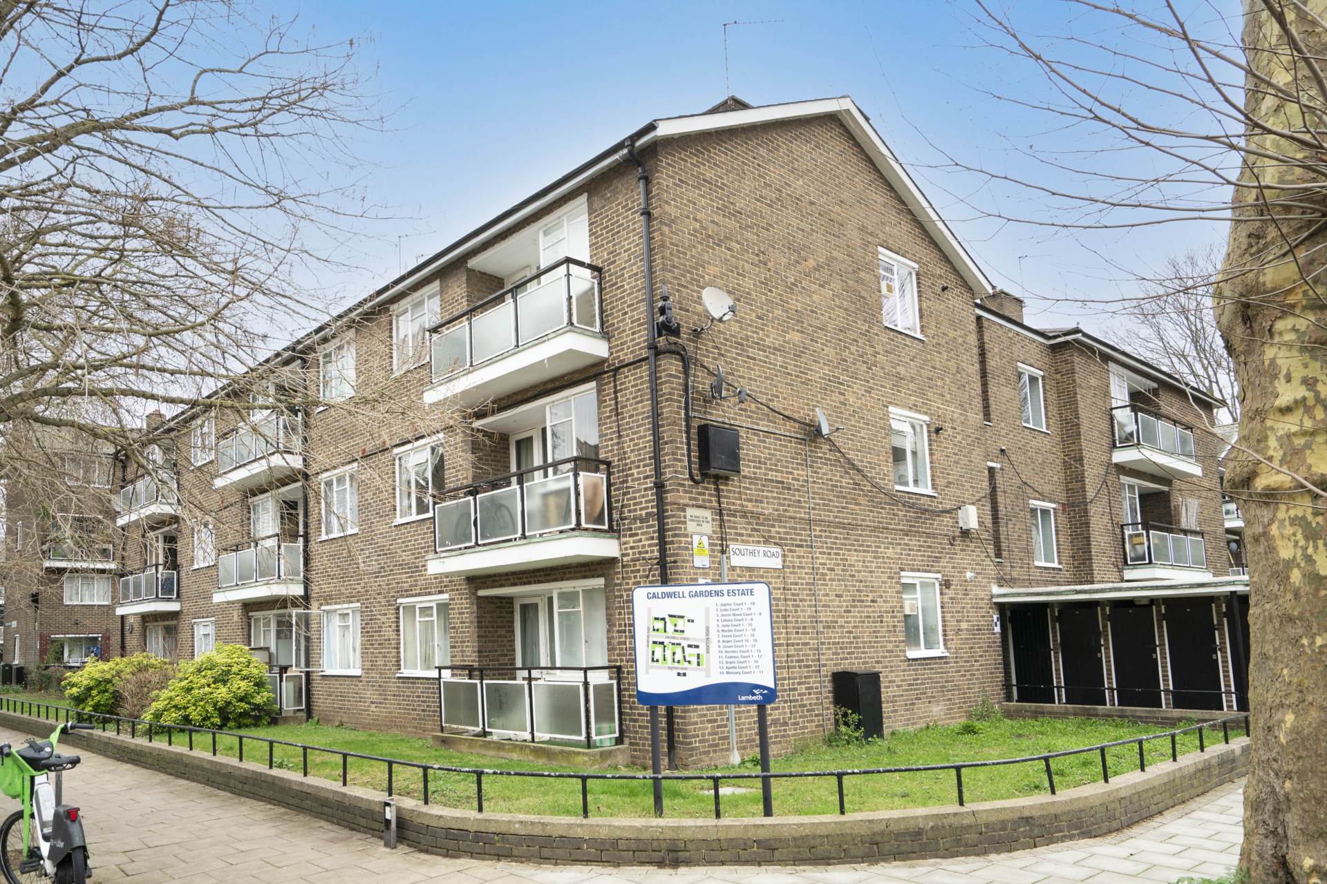 Jason Court, Southey Road, London, Image 6