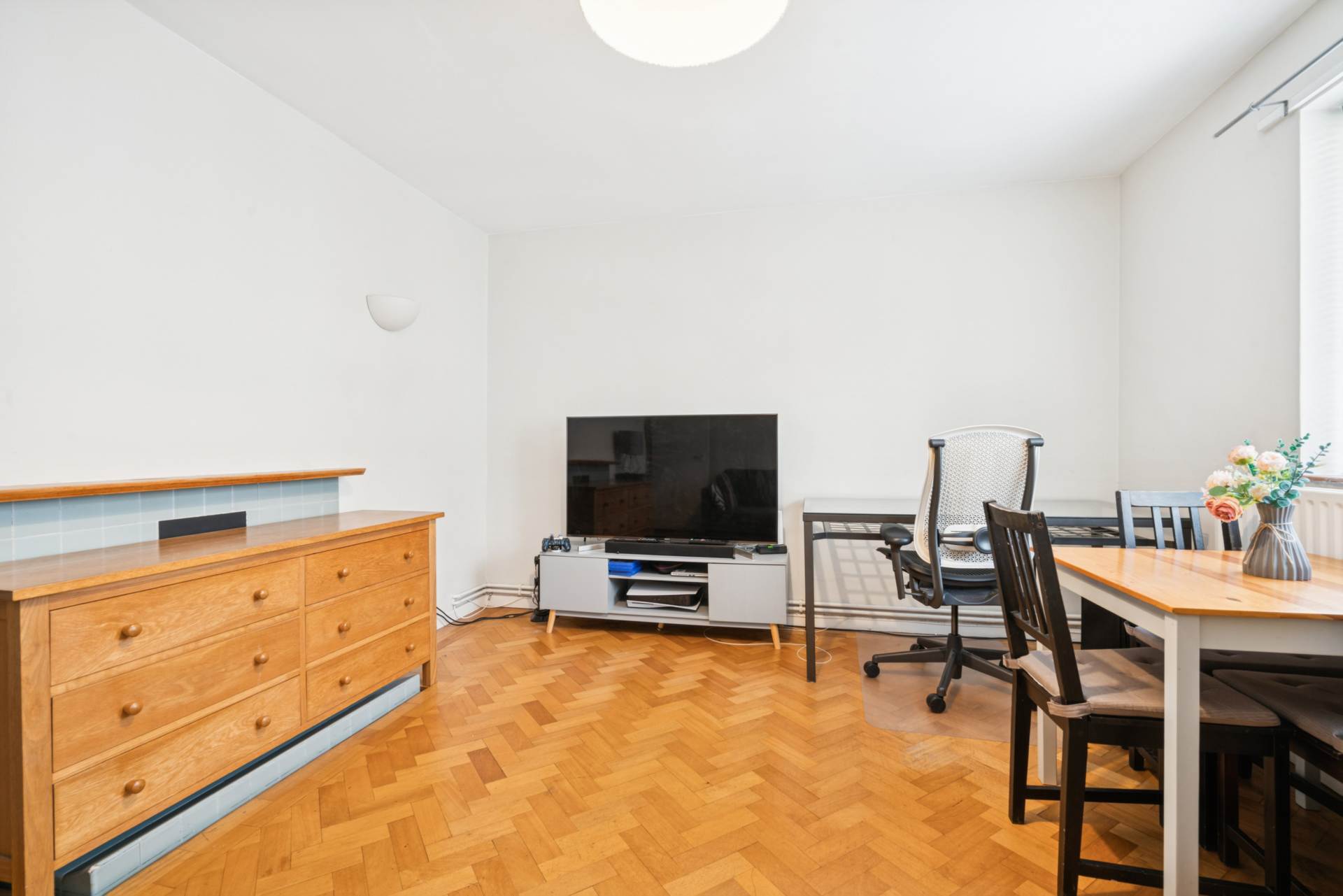 Jason Court, Southey Road, London, Image 7