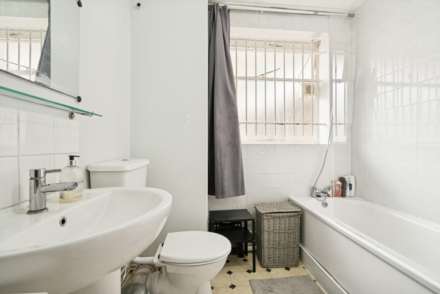 Jason Court, Southey Road, London, Image 5