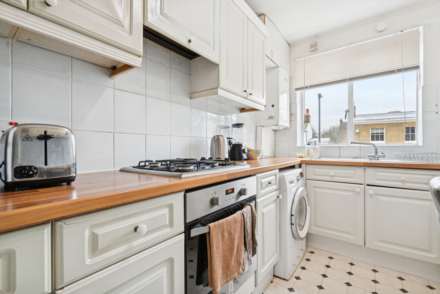 Jason Court, Southey Road, London, Image 8