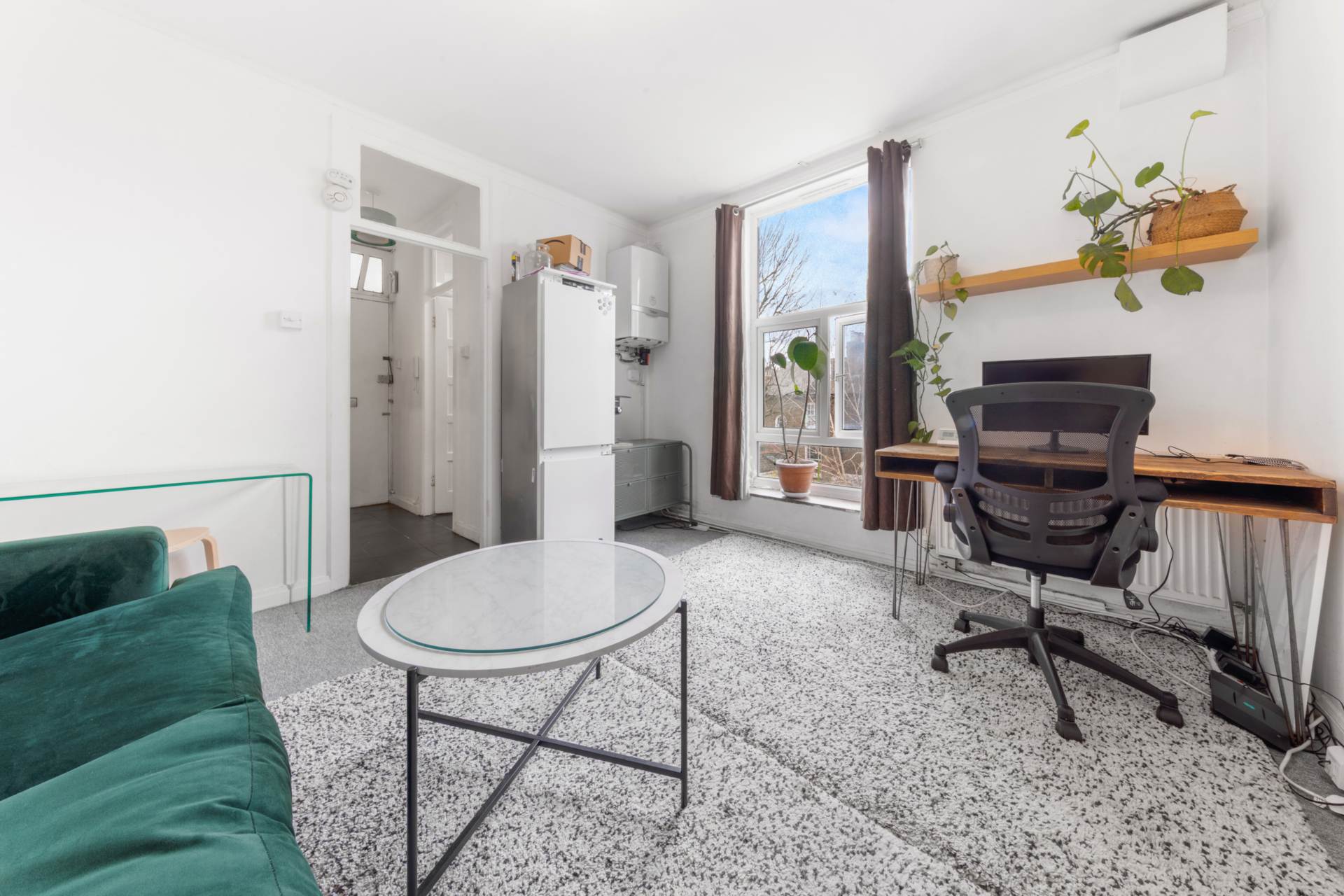 Lansdowne Way, London, Image 1