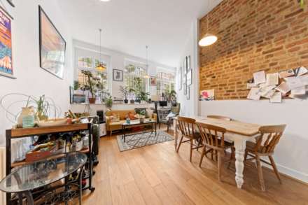 Property For Sale Fyfield Road, London