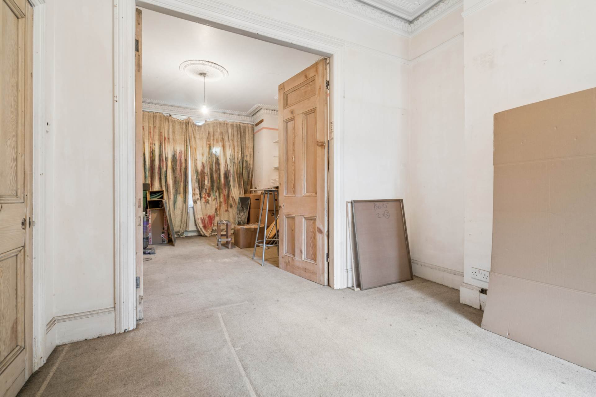 Stirling Road, London, Image 13