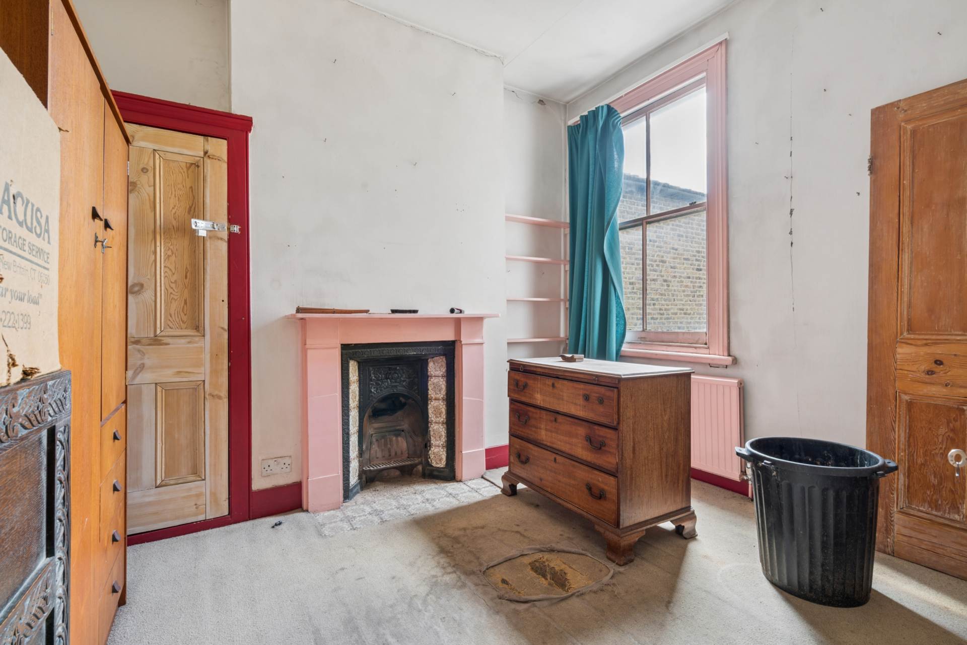 Stirling Road, London, Image 7