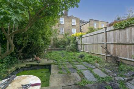 Stirling Road, London, Image 4