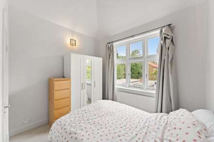 Sutherland Grove, London, Image 4