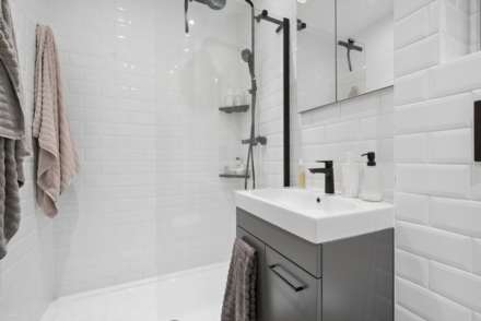 Colwell House, Clapham Road, London, Image 8