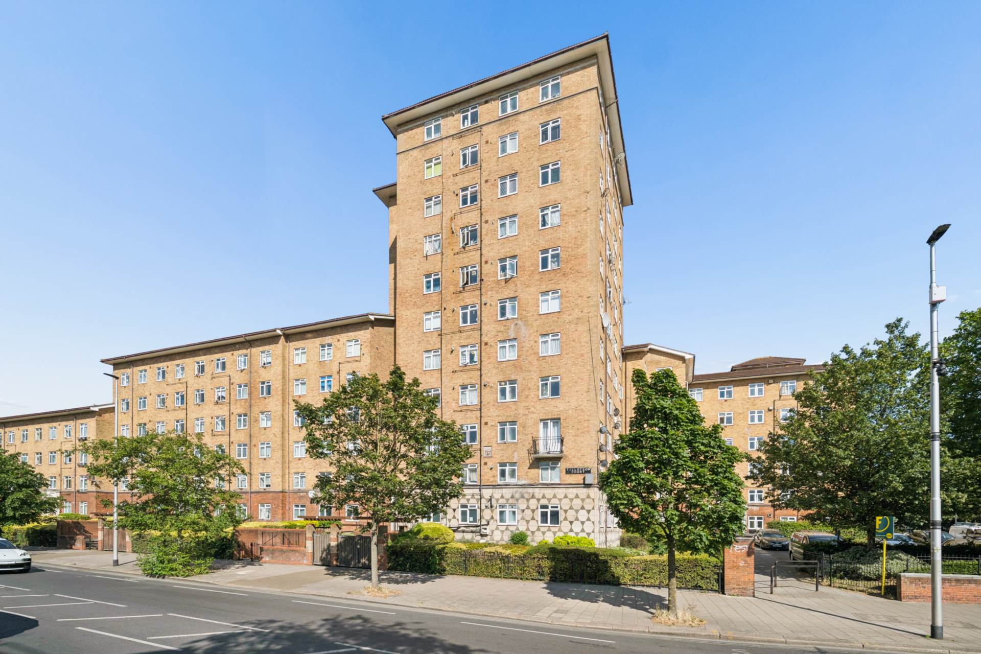 Tillotson House,Lansdowne Green Estate, London, Image 6