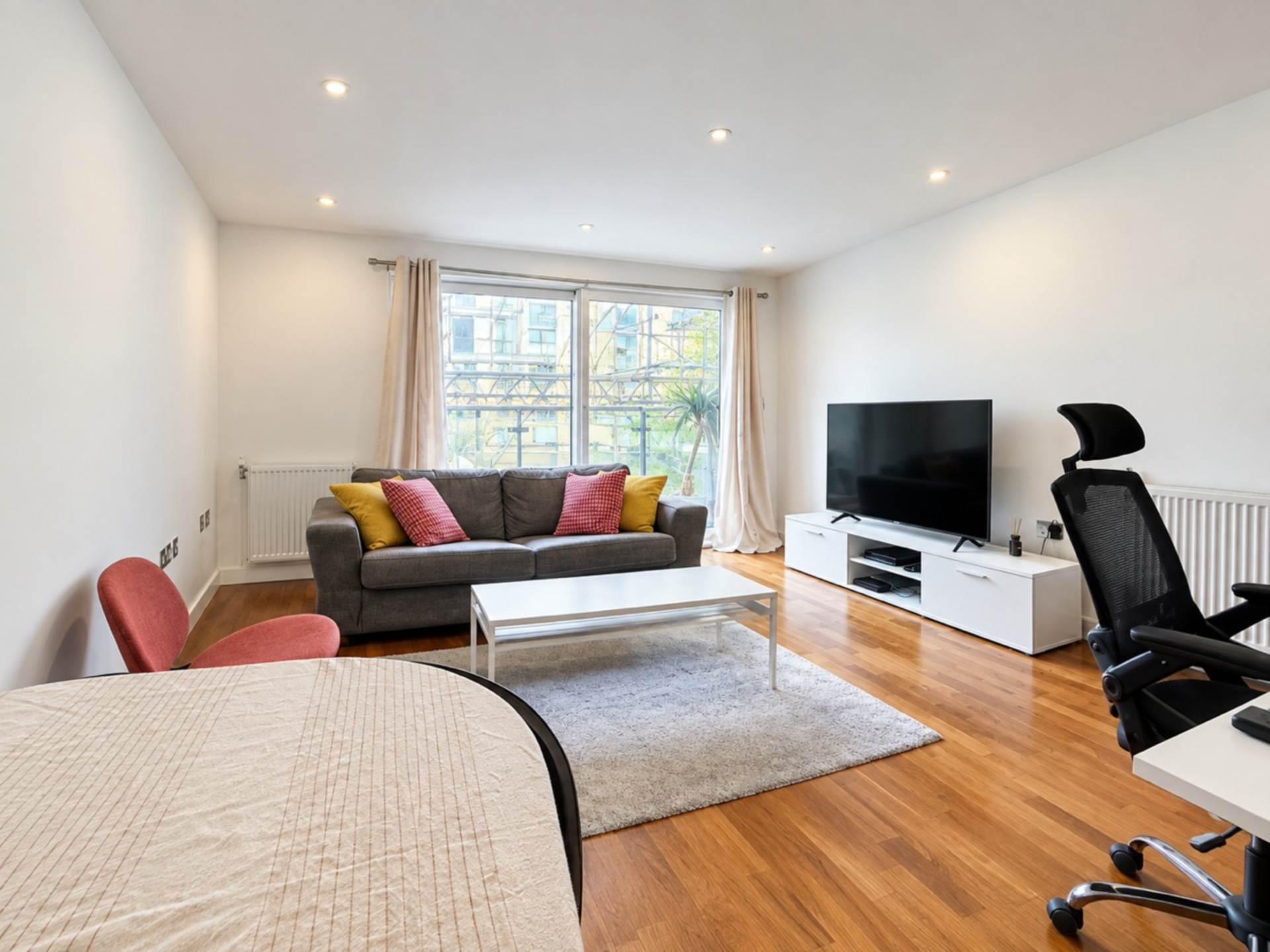 Wharf Street, London, Image 6