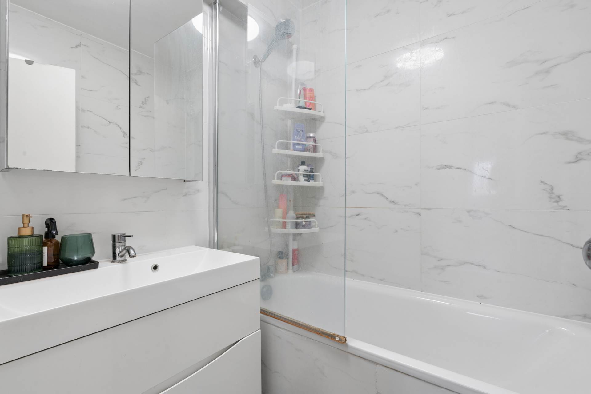 Kelvedon House, Guildford Road, SW8 2DW, Image 4