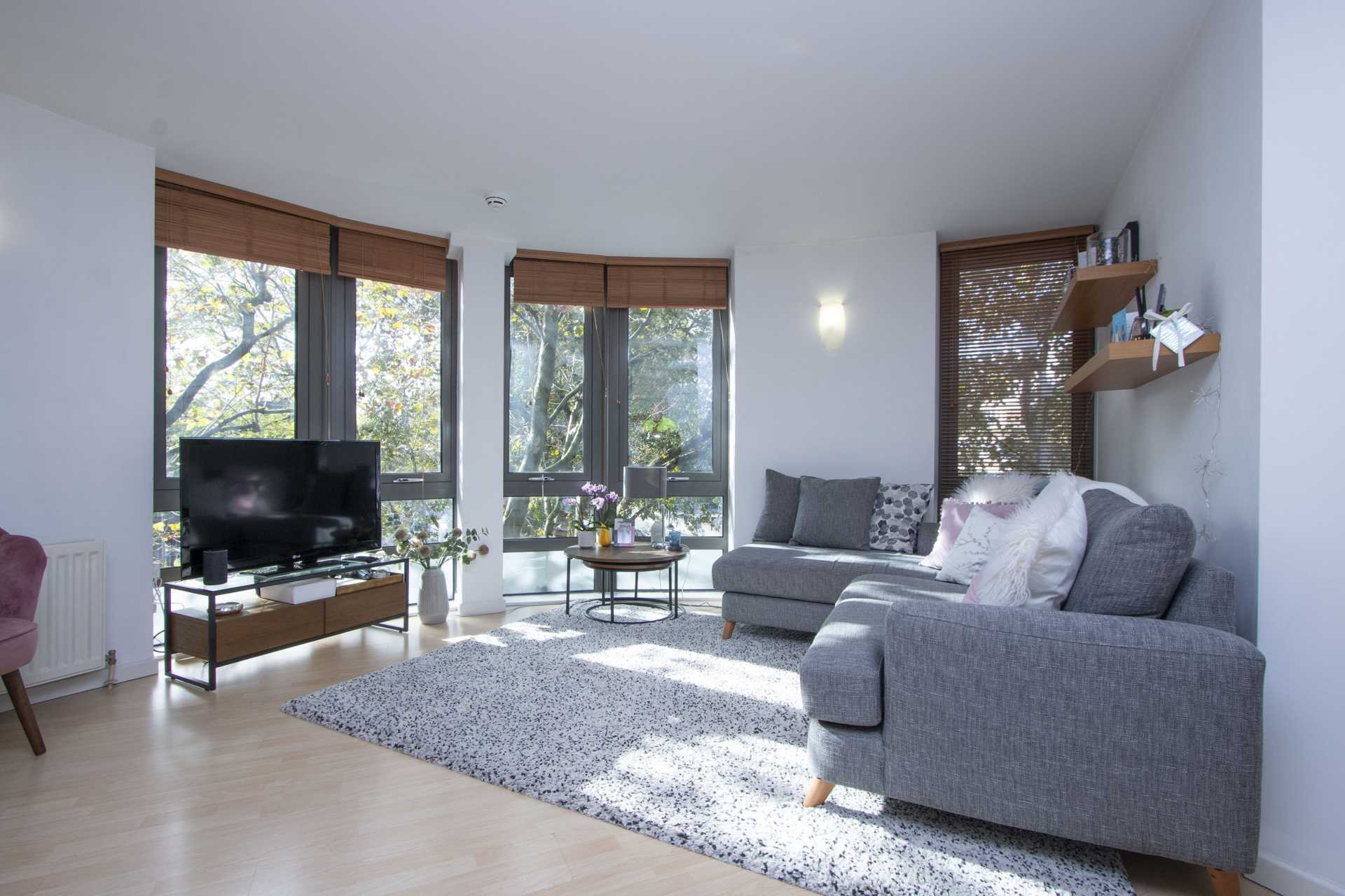 Ashfield Court, SW9, Image 8