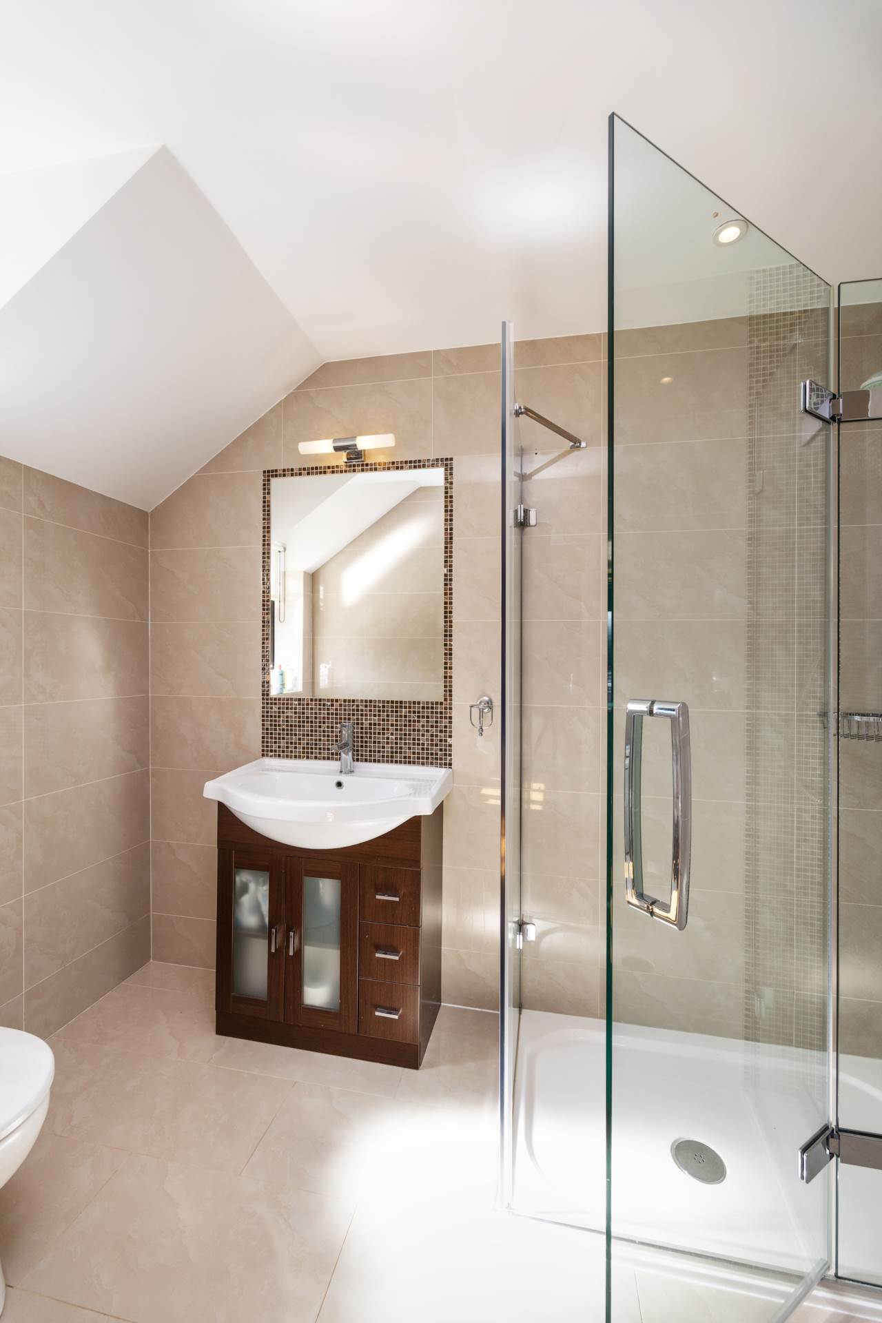 Cayman Lodge, 8 Mabestown, Malahide