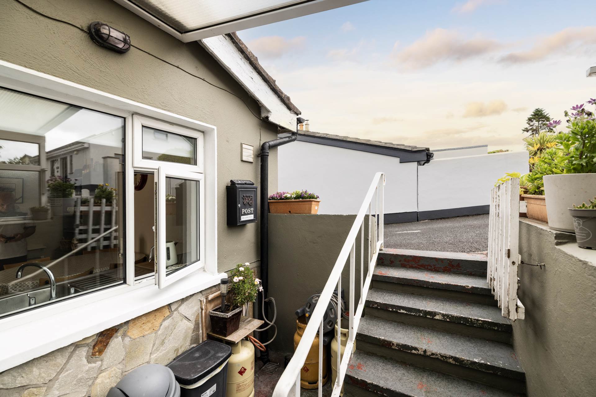 Domus, 5 Bissett`s Strand, Malahide