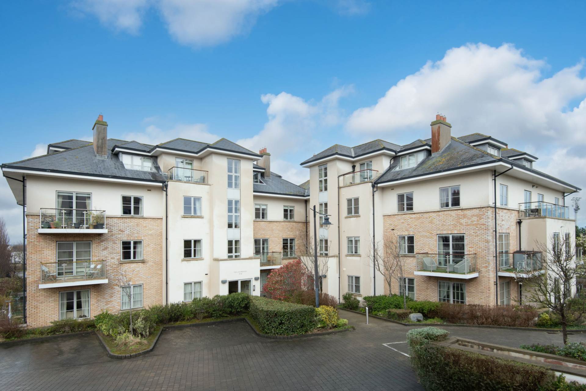 16 The Anchorage, The Crescent, Robswall 16 The Anchorage, The Crescent, Robswall