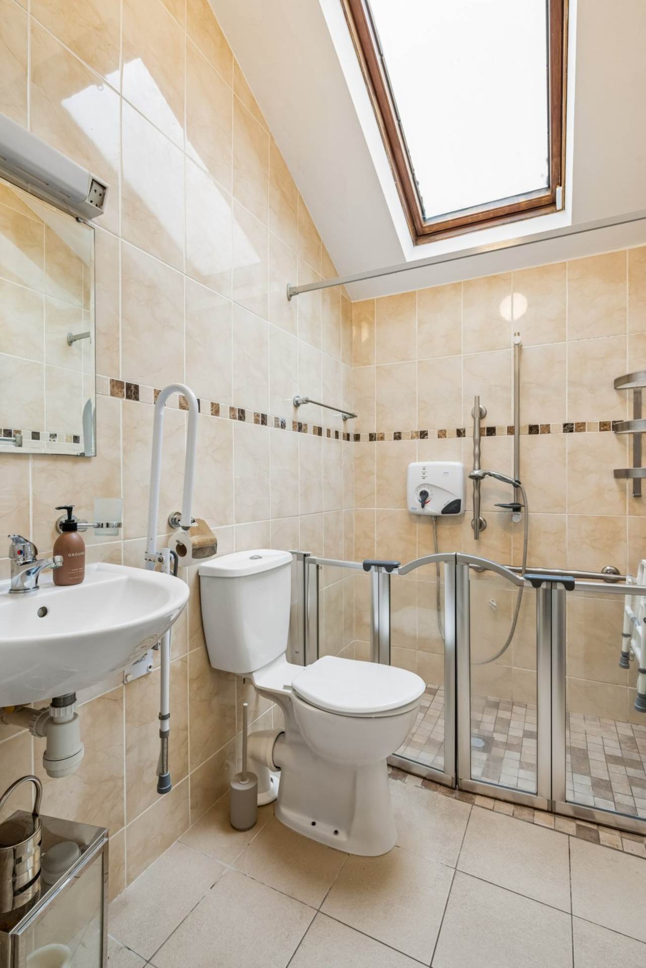 10 Tudor Court, Estuary Road, Malahide