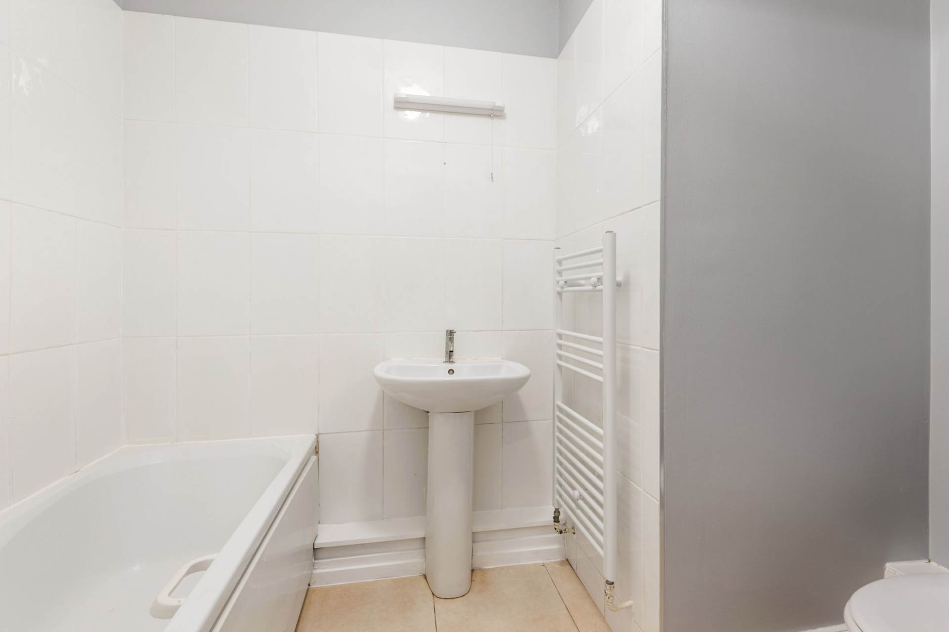 13 The Water Rill, Waterside