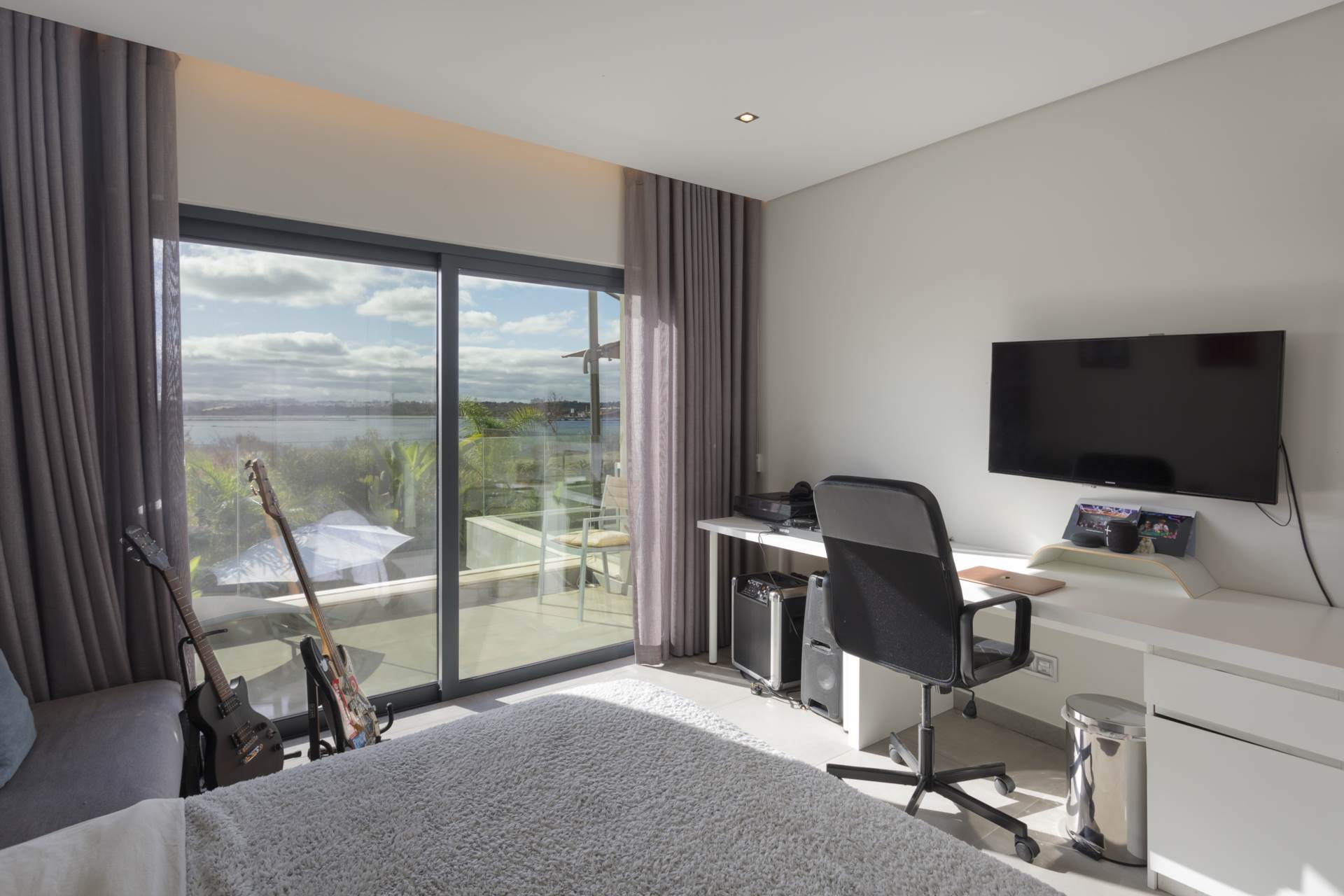 Townhouse, Mexilhoeira, Algarve, Portugal