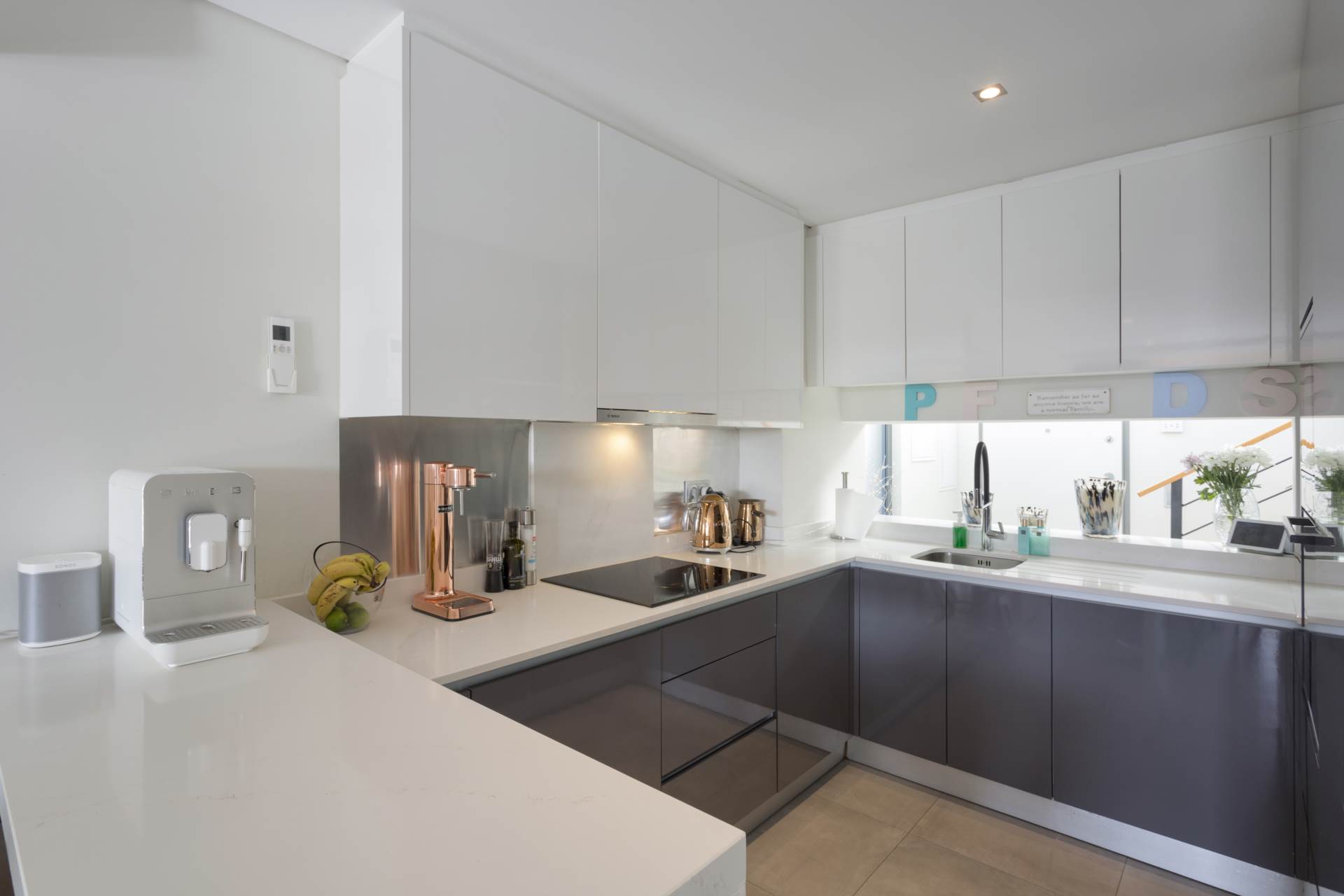 Townhouse, Mexilhoeira, Algarve, Portugal