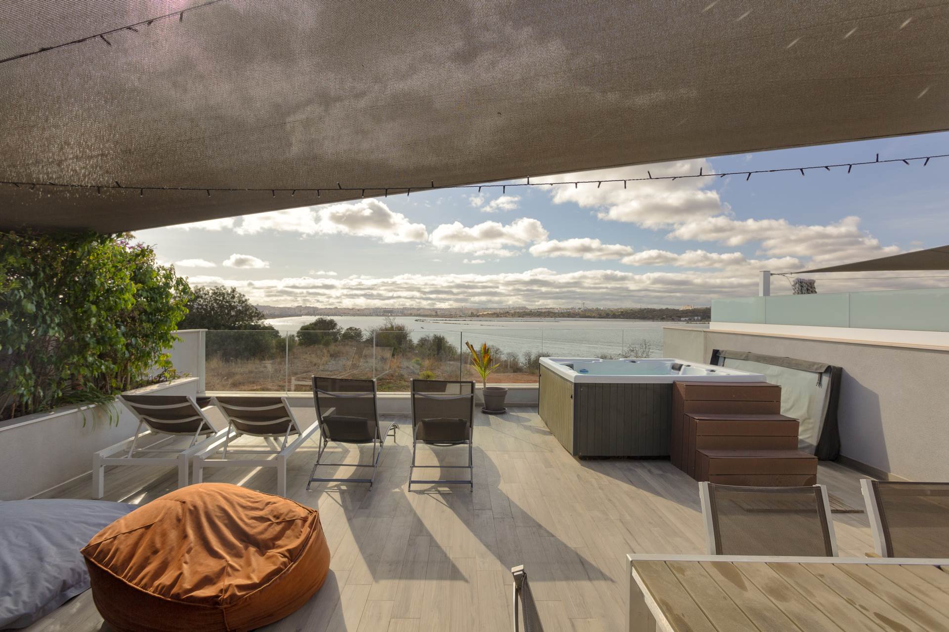 Townhouse, Mexilhoeira, Algarve, Portugal