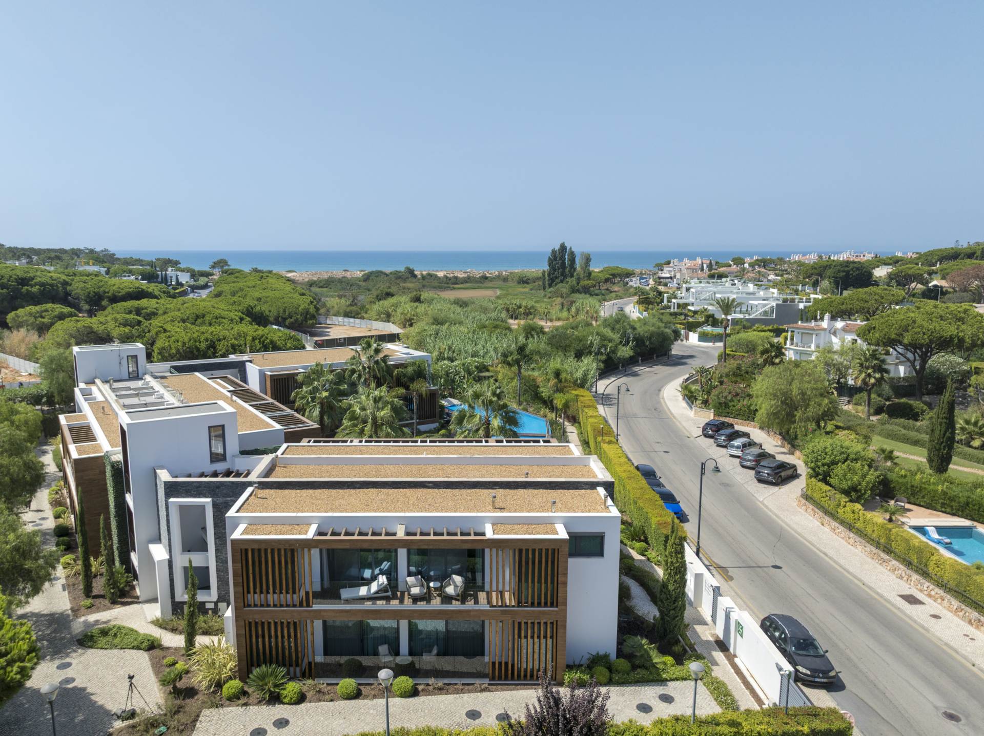 Seabreeze, Dunas Douradas, Algarve, Portugal Seabreeze, Dunas Douradas, Algarve, Portugal