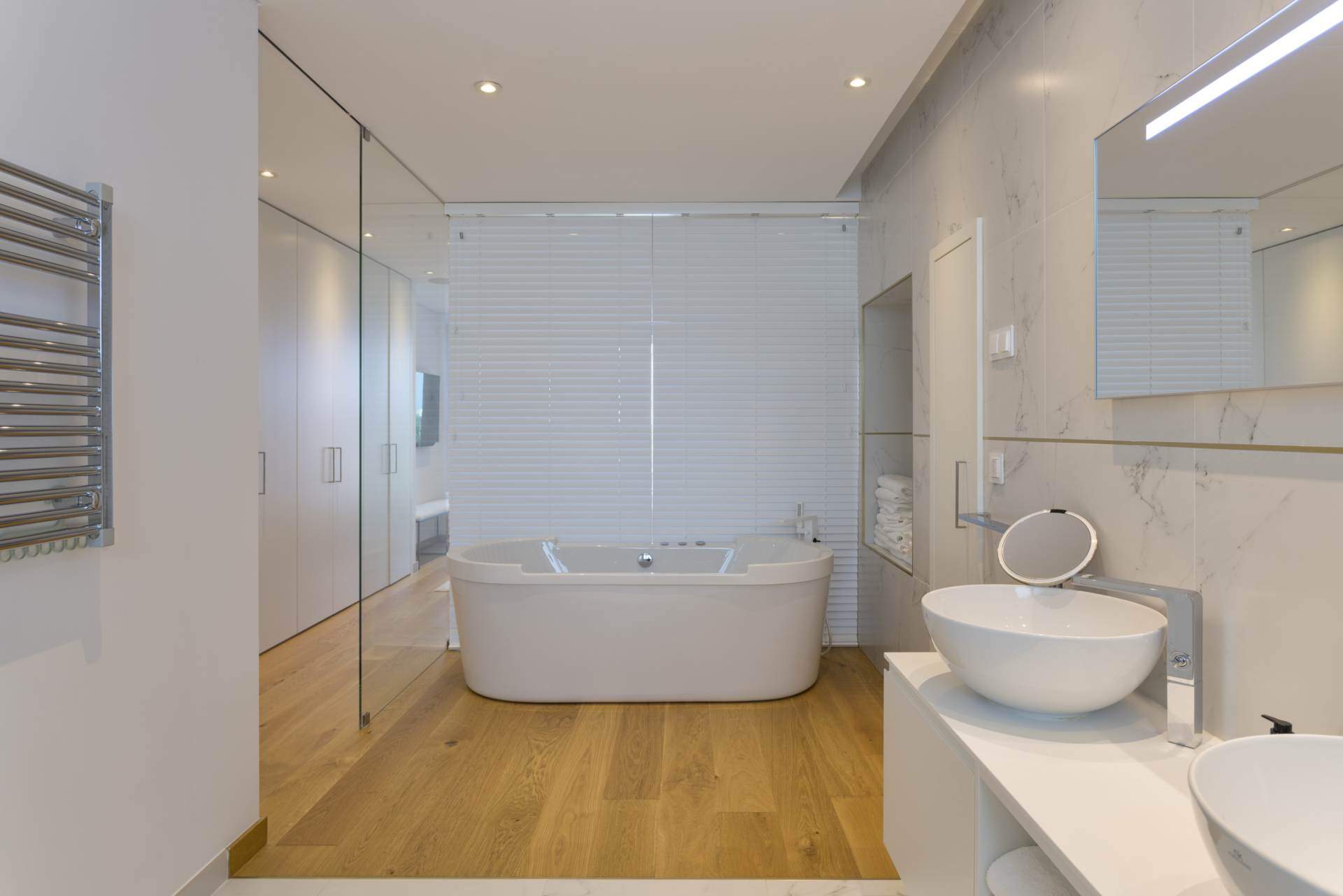 Seabreeze, Dunas Douradas, Algarve, Portugal Seabreeze, Dunas Douradas, Algarve, Portugal