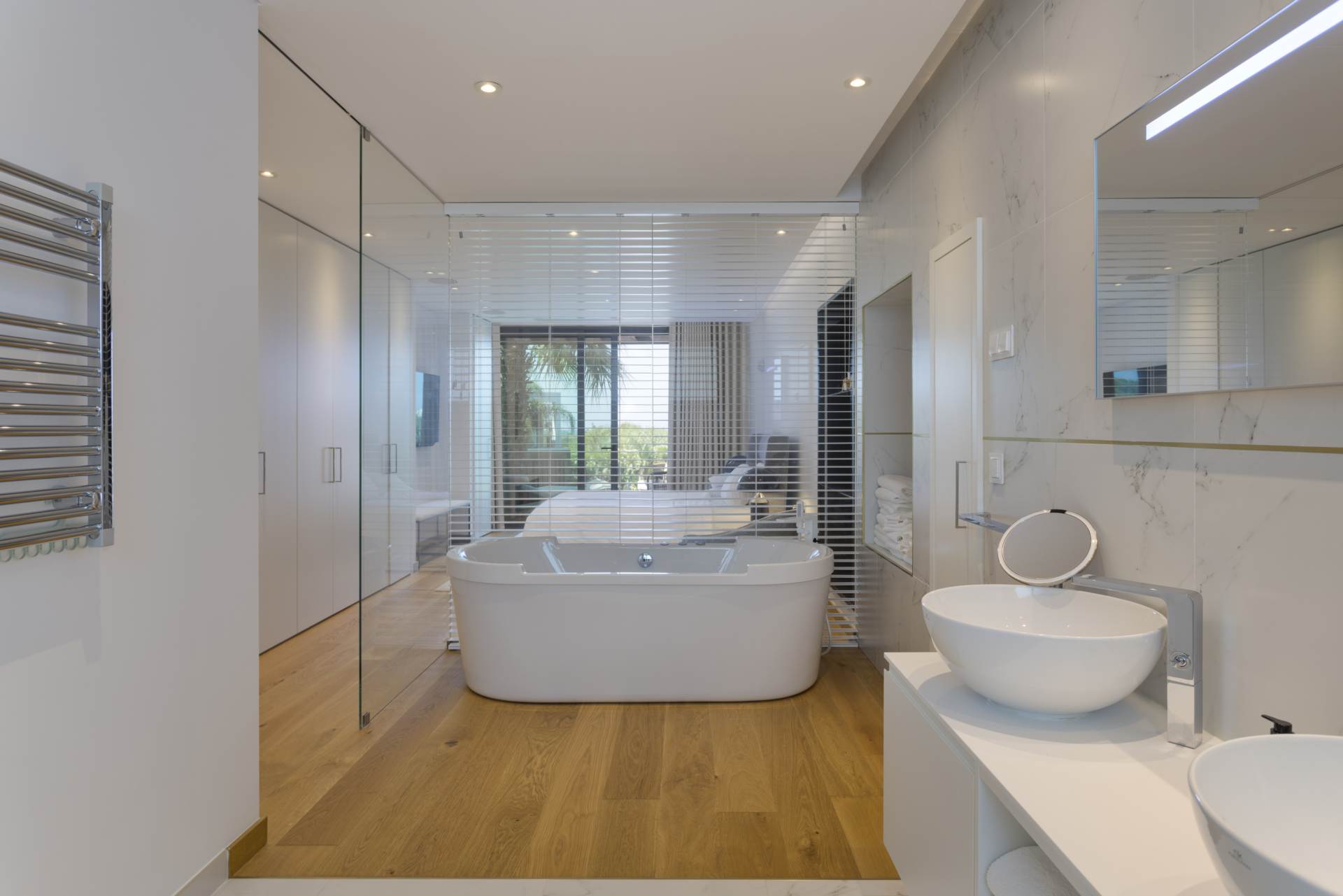 Seabreeze, Dunas Douradas, Algarve, Portugal Seabreeze, Dunas Douradas, Algarve, Portugal