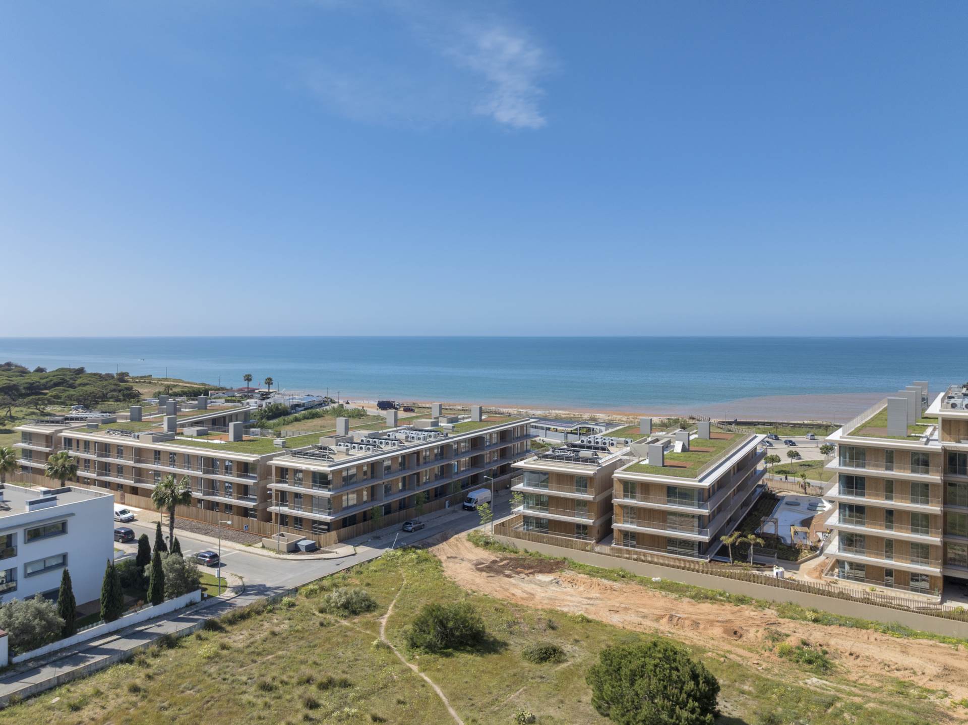 Two Bed Apartment,Horizon Ocean Gardens, Praia Do Forte Novo, Quarteira, Algarve, Portugal