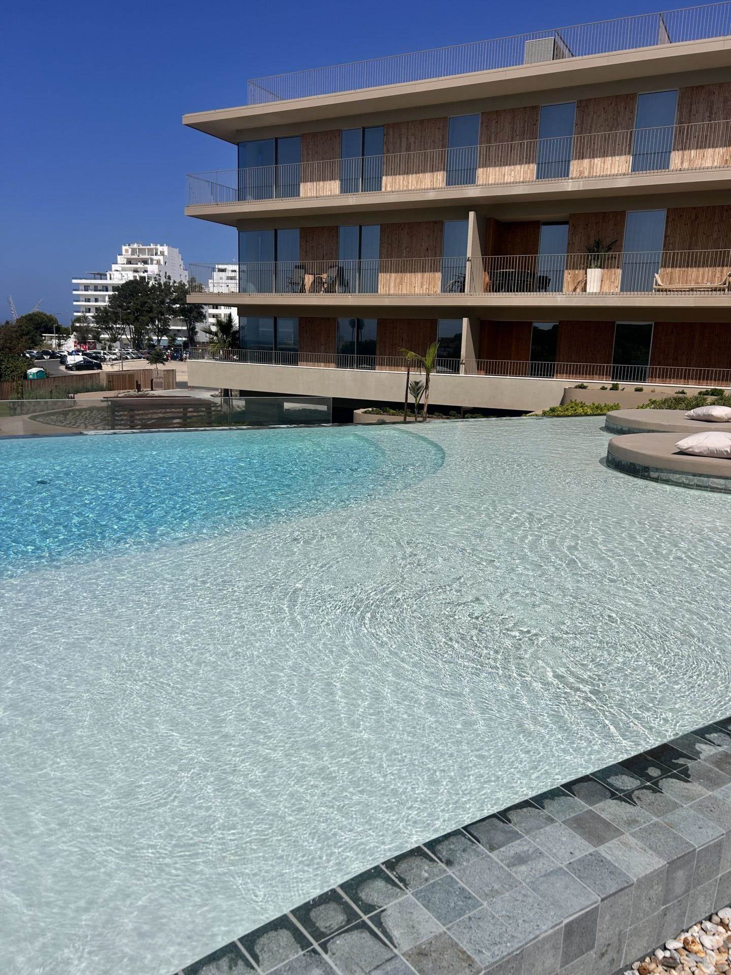 Two Bed Apartment,Horizon Ocean Gardens, Praia Do Forte Novo, Quarteira, Algarve, Portugal