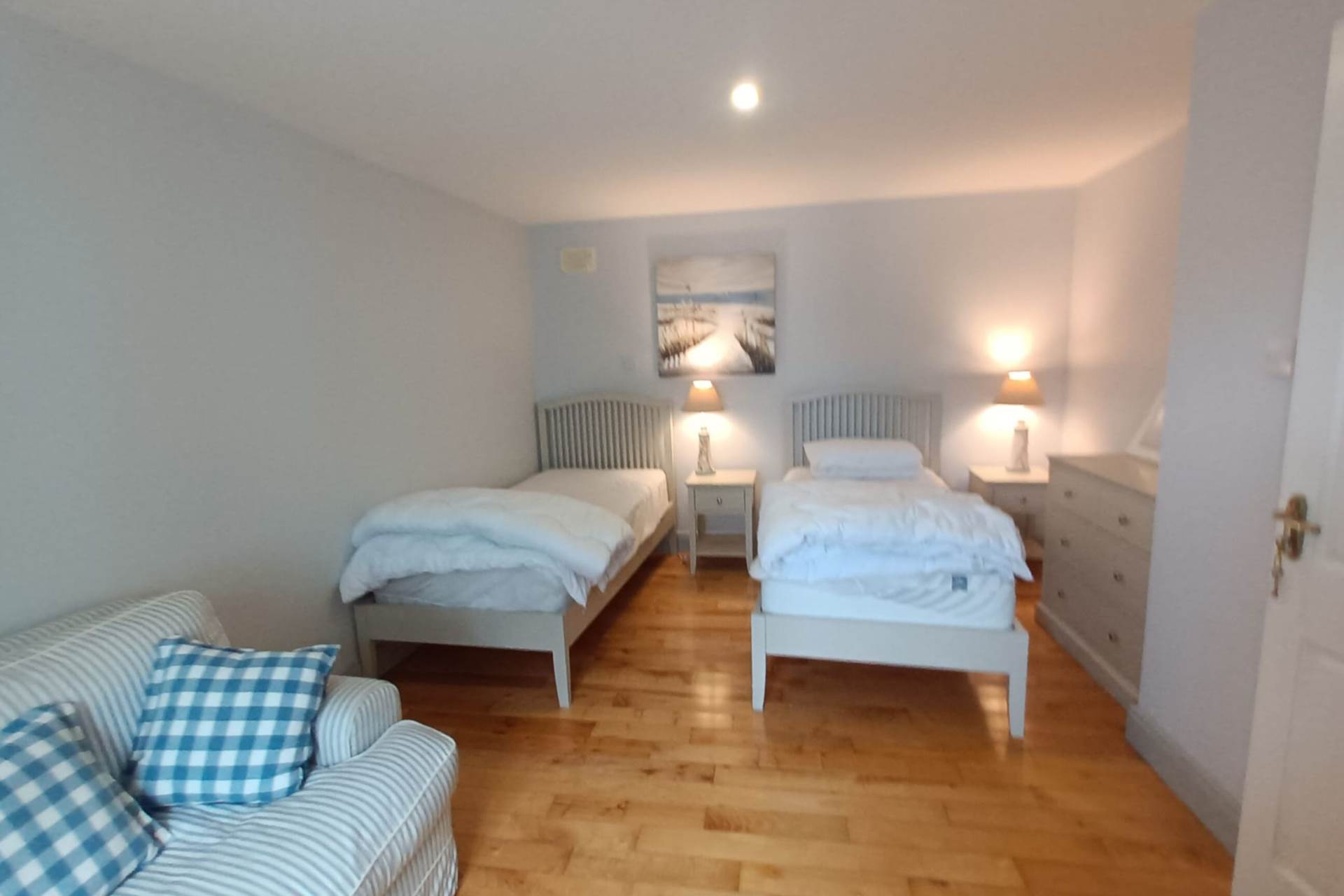 2 The Compass, Kilkee, Co. Clare