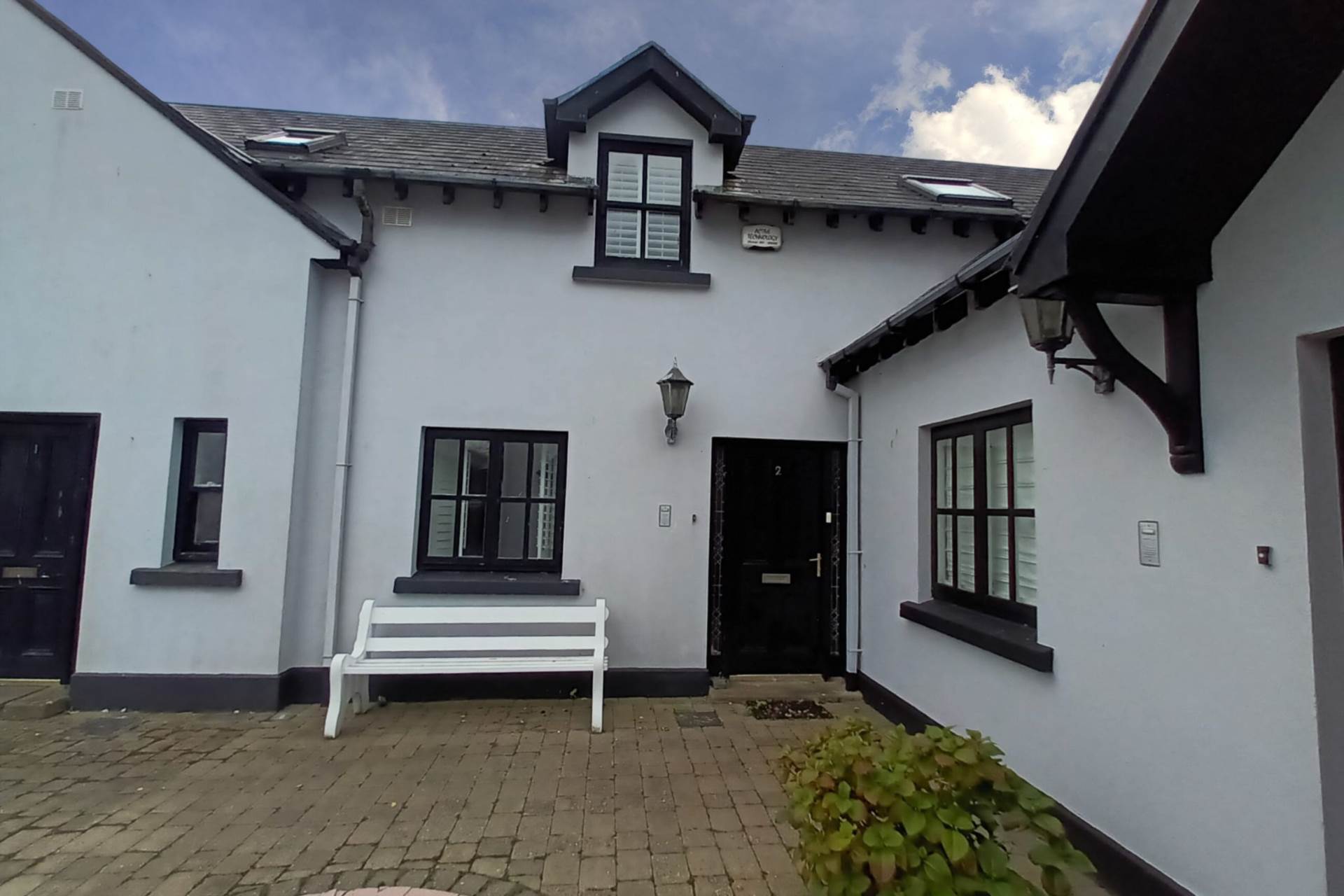 2 The Compass, Kilkee, Co. Clare