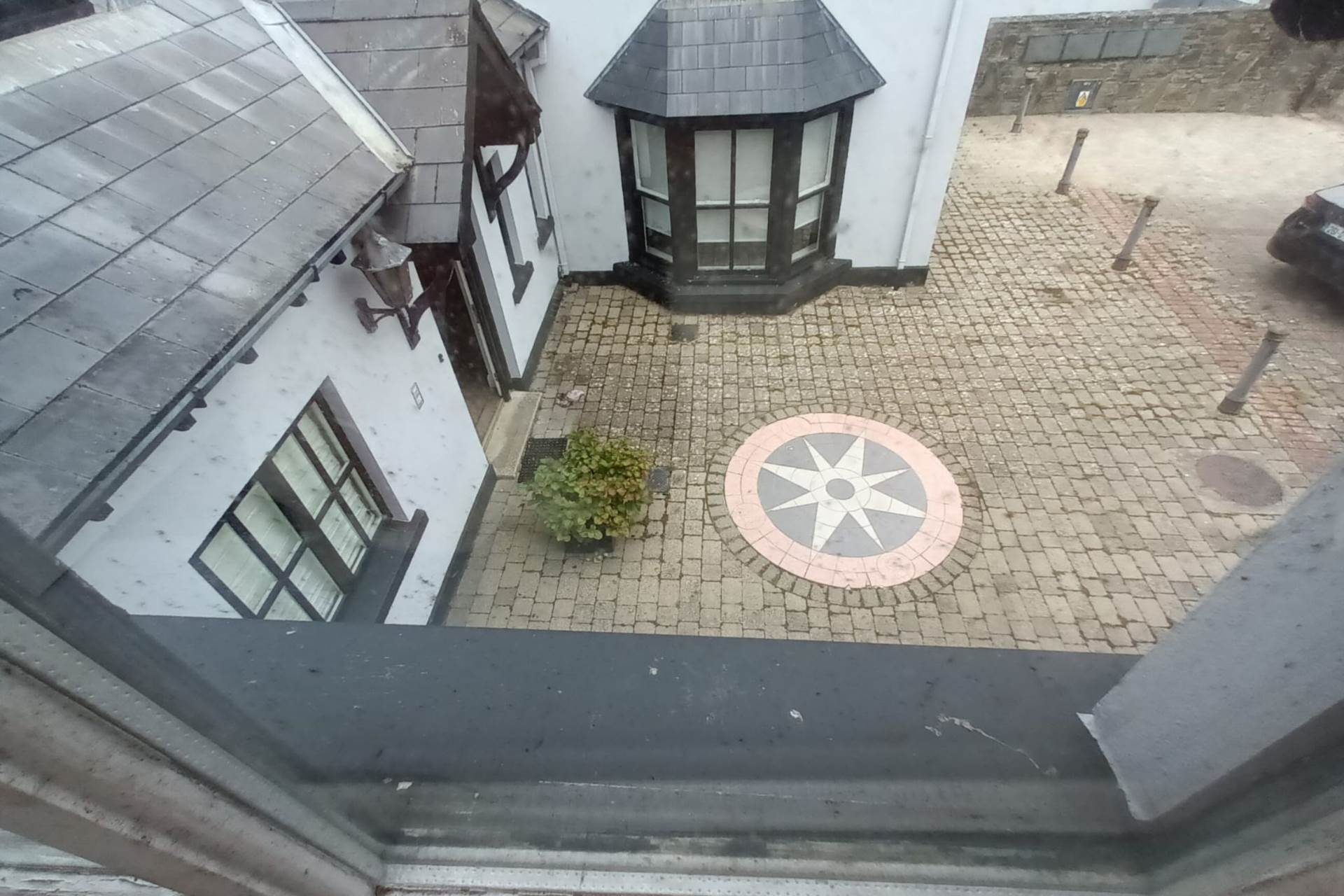 2 The Compass, Kilkee, Co. Clare