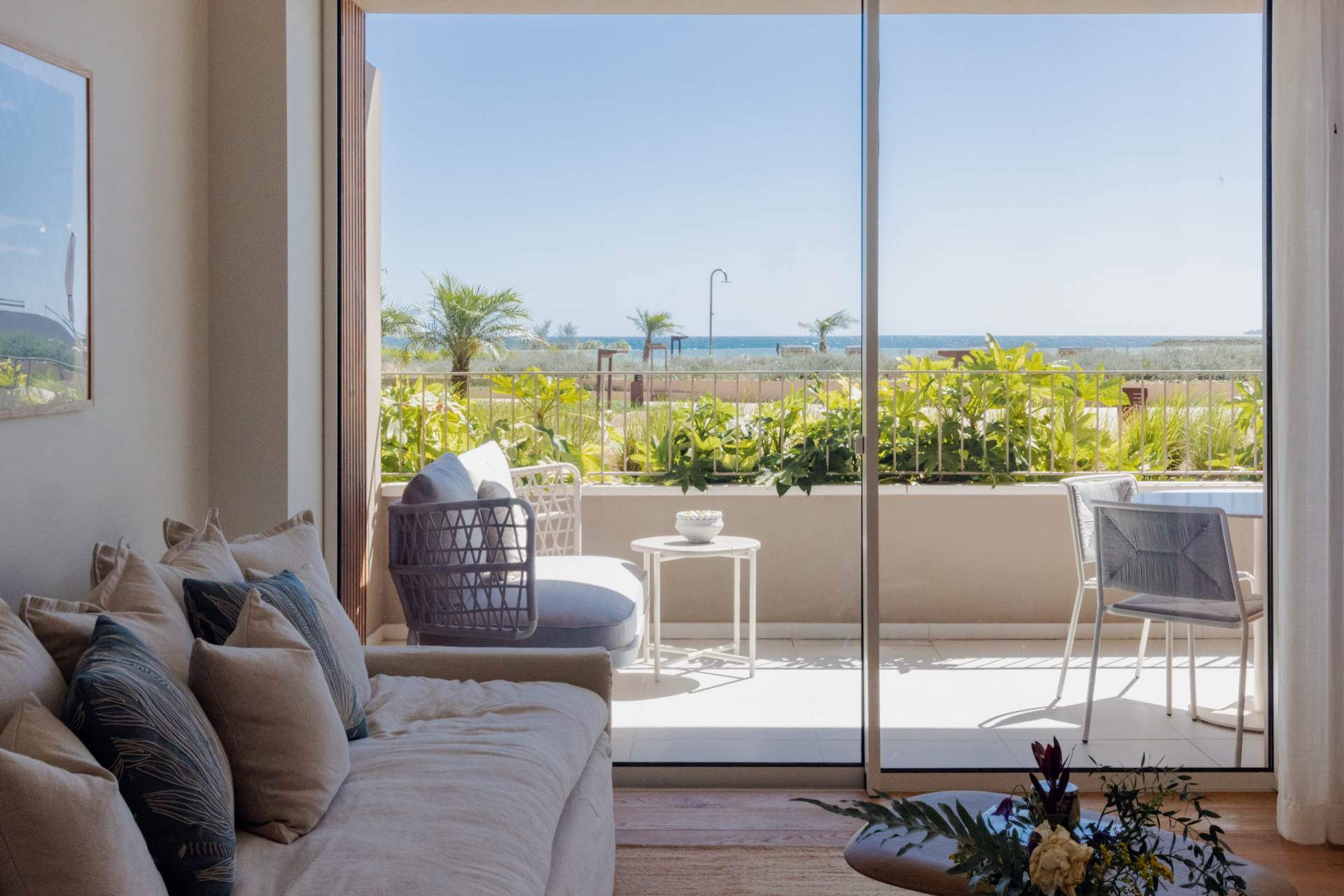 Luxury Two Bedroom Apartment, Praia Do Forte Novo, Quarteria, Algarve, Portugal