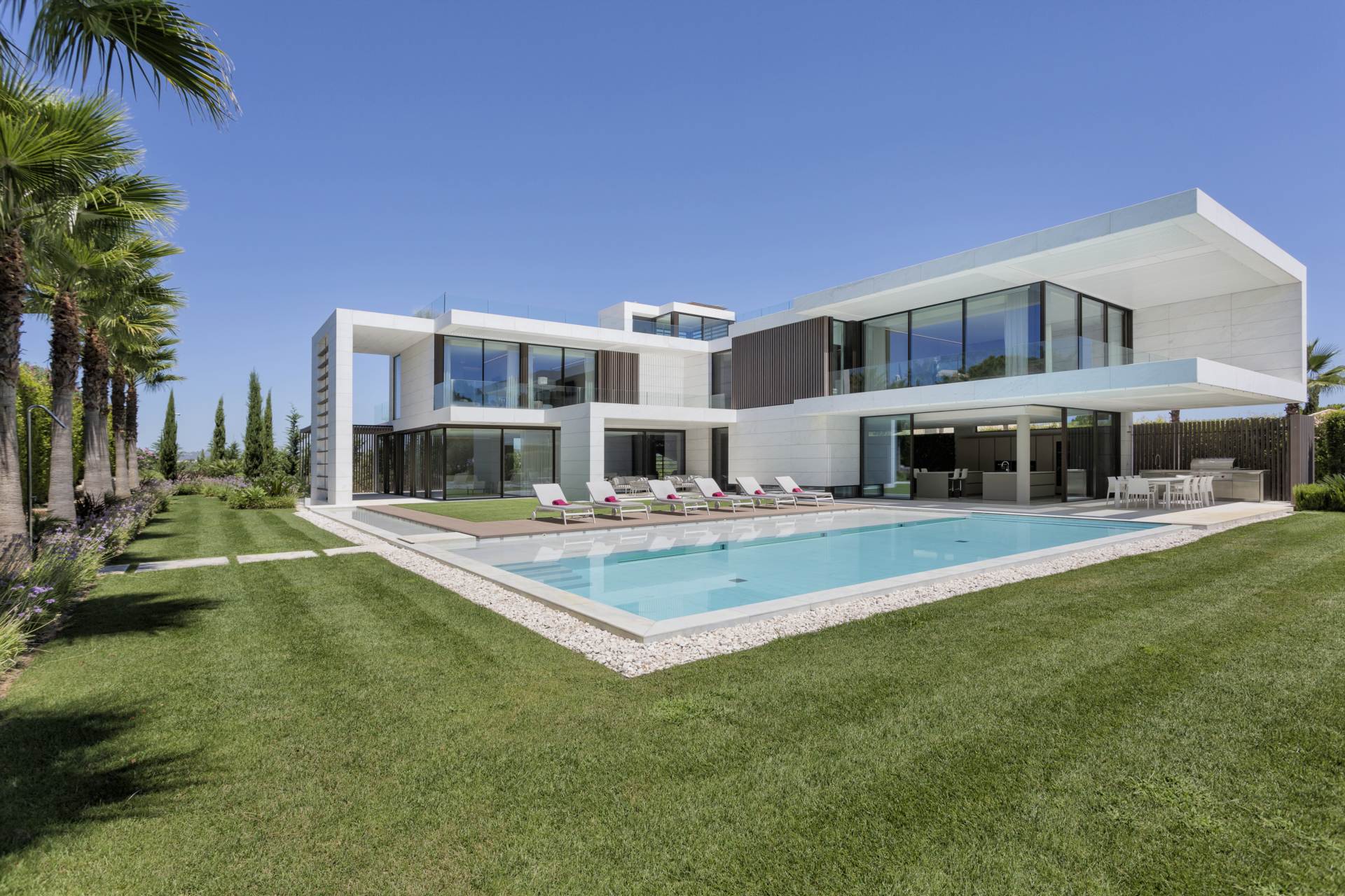 Contemporary Villa, Quinta Do Lago, Algarve, Portugal Contemporary Villa, Quinta Do Lago, Algarve, Portugal