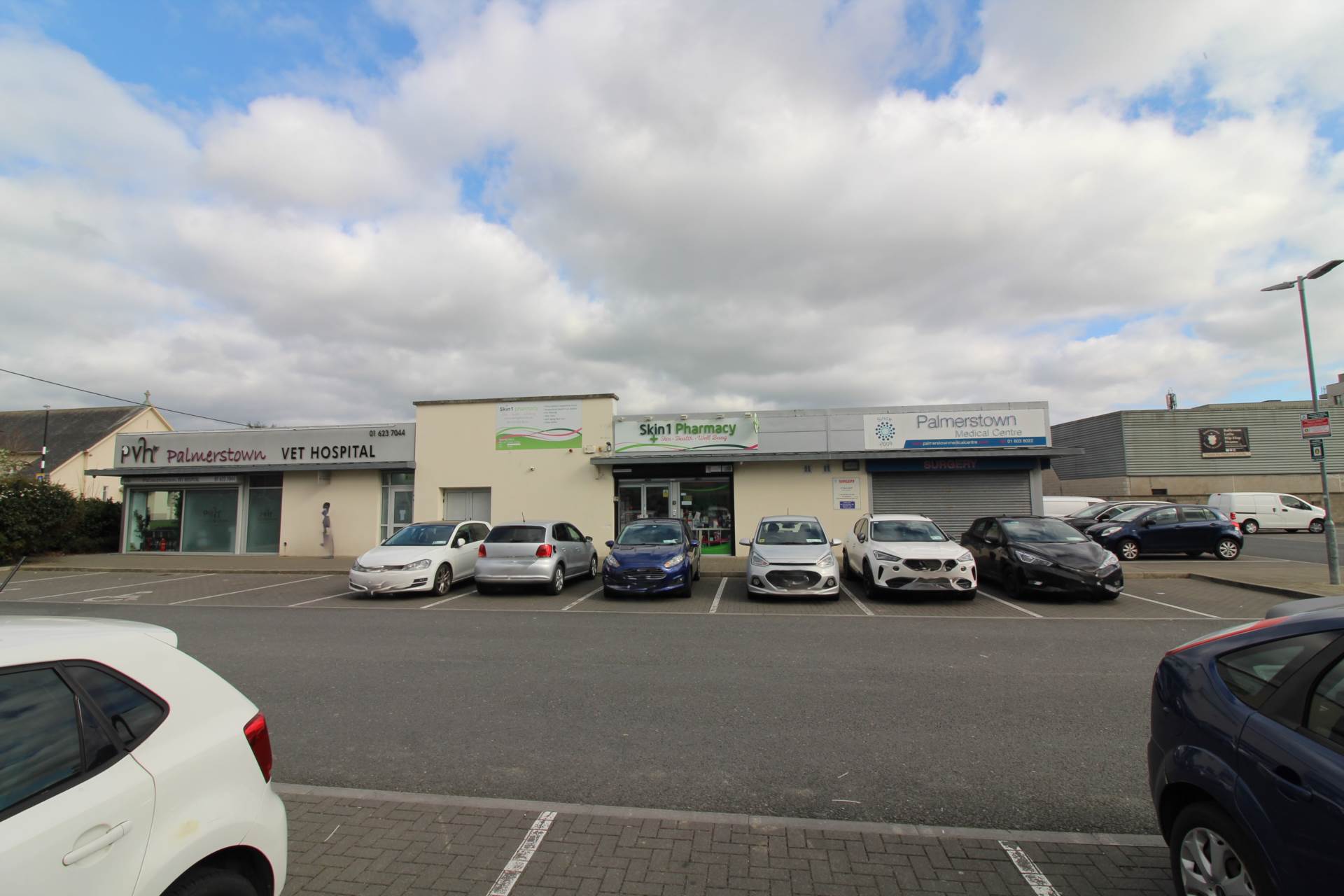 Unit 3, Aldi Centre, Old Lucan Road, Palmerstown, Dublin 20. D20 TR90