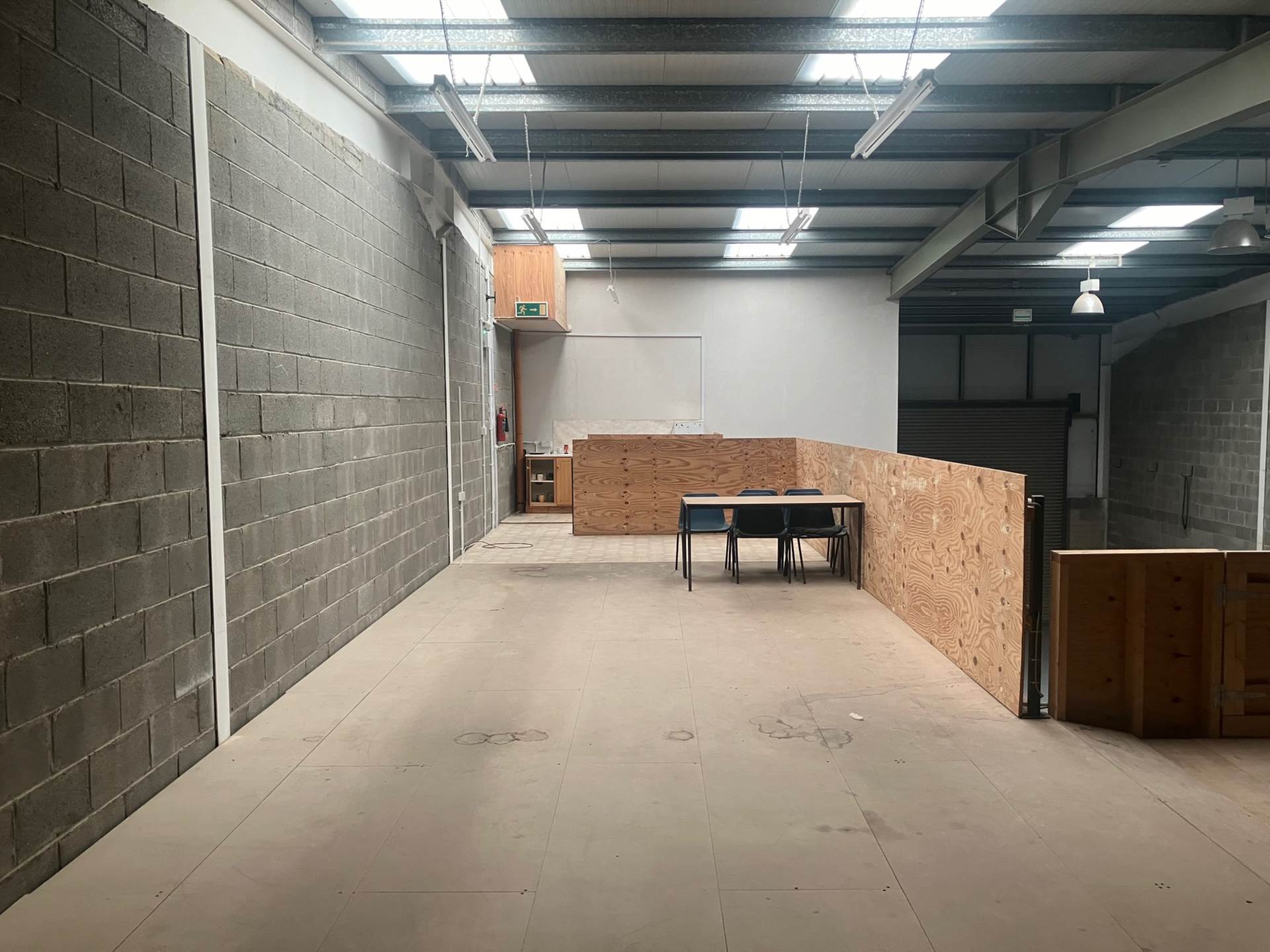 Unit J6, M7 Business Park, Naas, Co. Kildare. W91 EN24