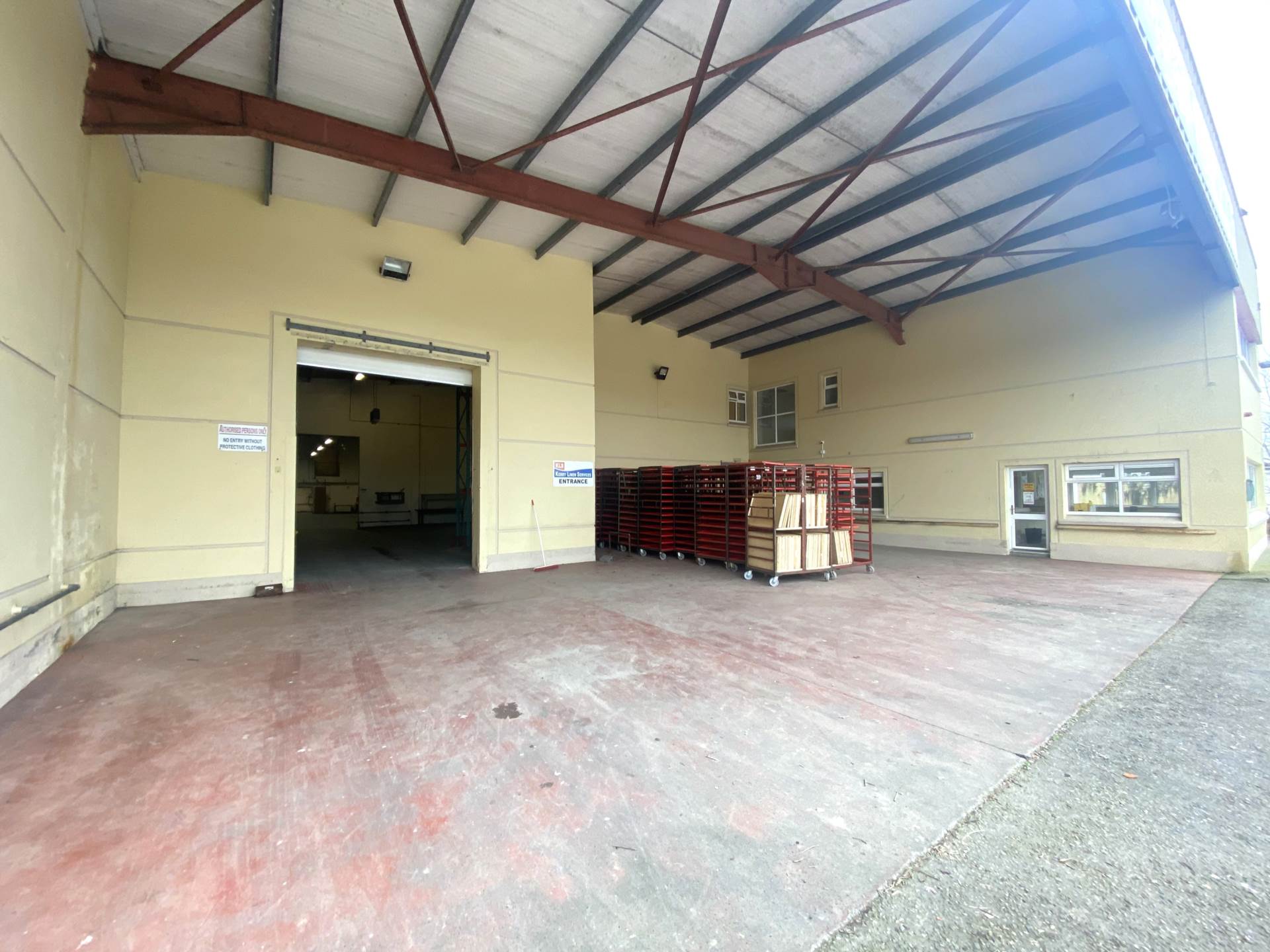 Tralee Road Industrial Estate, Moanmore, Castleisland, Co. Kerry. V92 XFW3