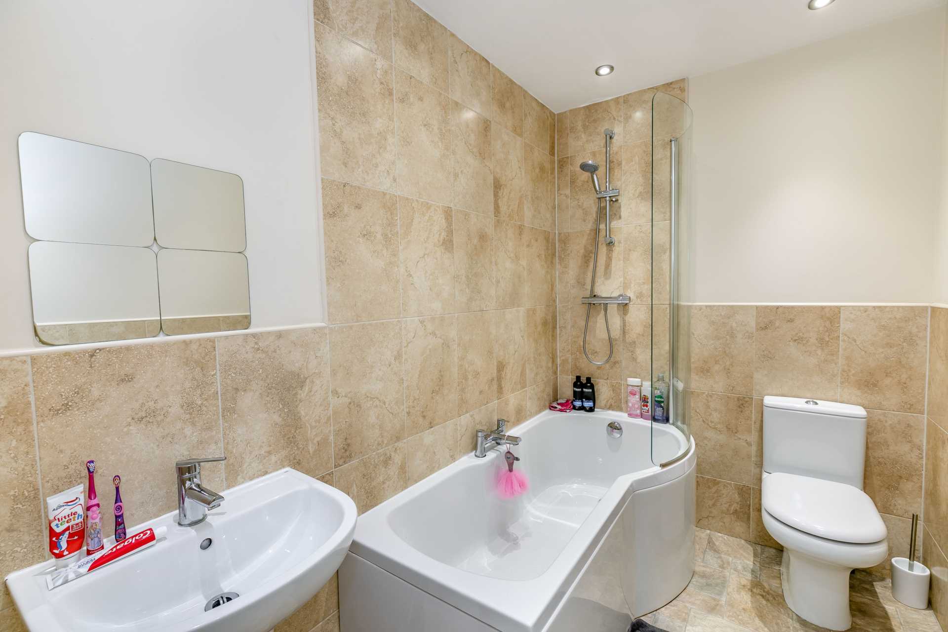 Woollin Avenue, Tingley, Image 8