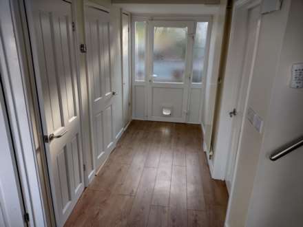 Listing Drive, Liversedge, Image 3