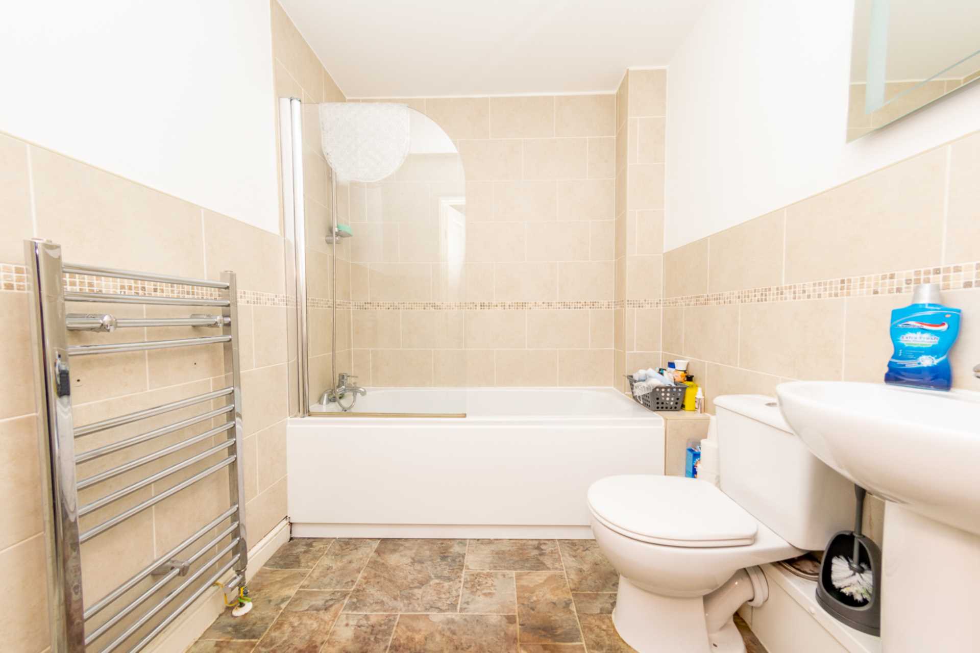 Rhodes Court, Morley, Image 12