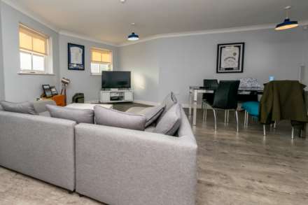 Rhodes Court, Morley, Image 6