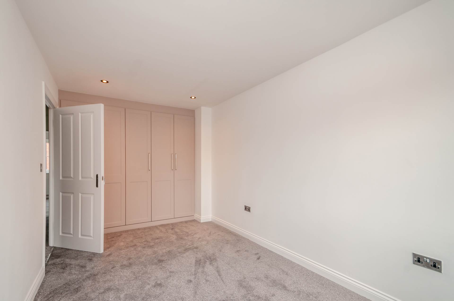 Bluebell Road, East Ardsley, Image 10