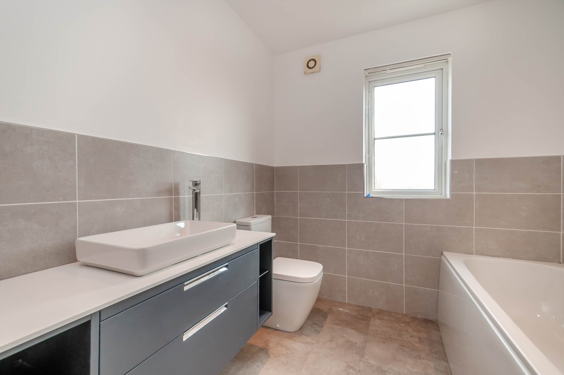 Bluebell Road, East Ardsley, Image 13