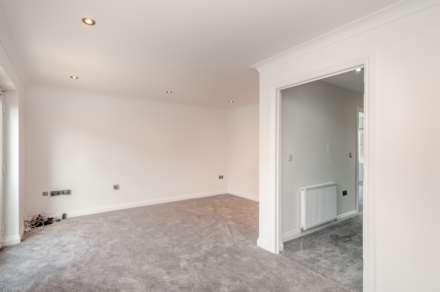 Bluebell Road, East Ardsley, Image 8