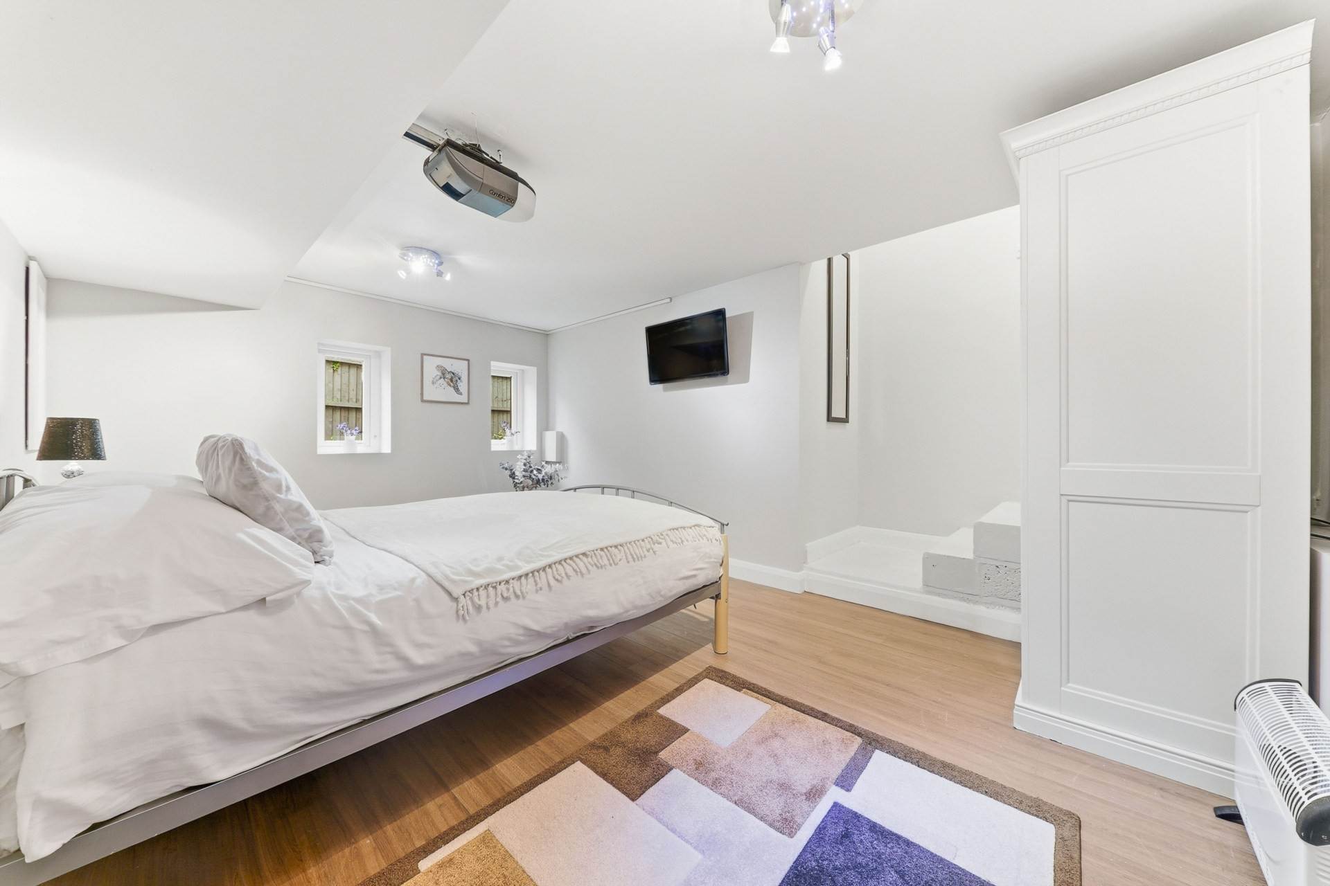 Beechwood House, Tingley, Image 16