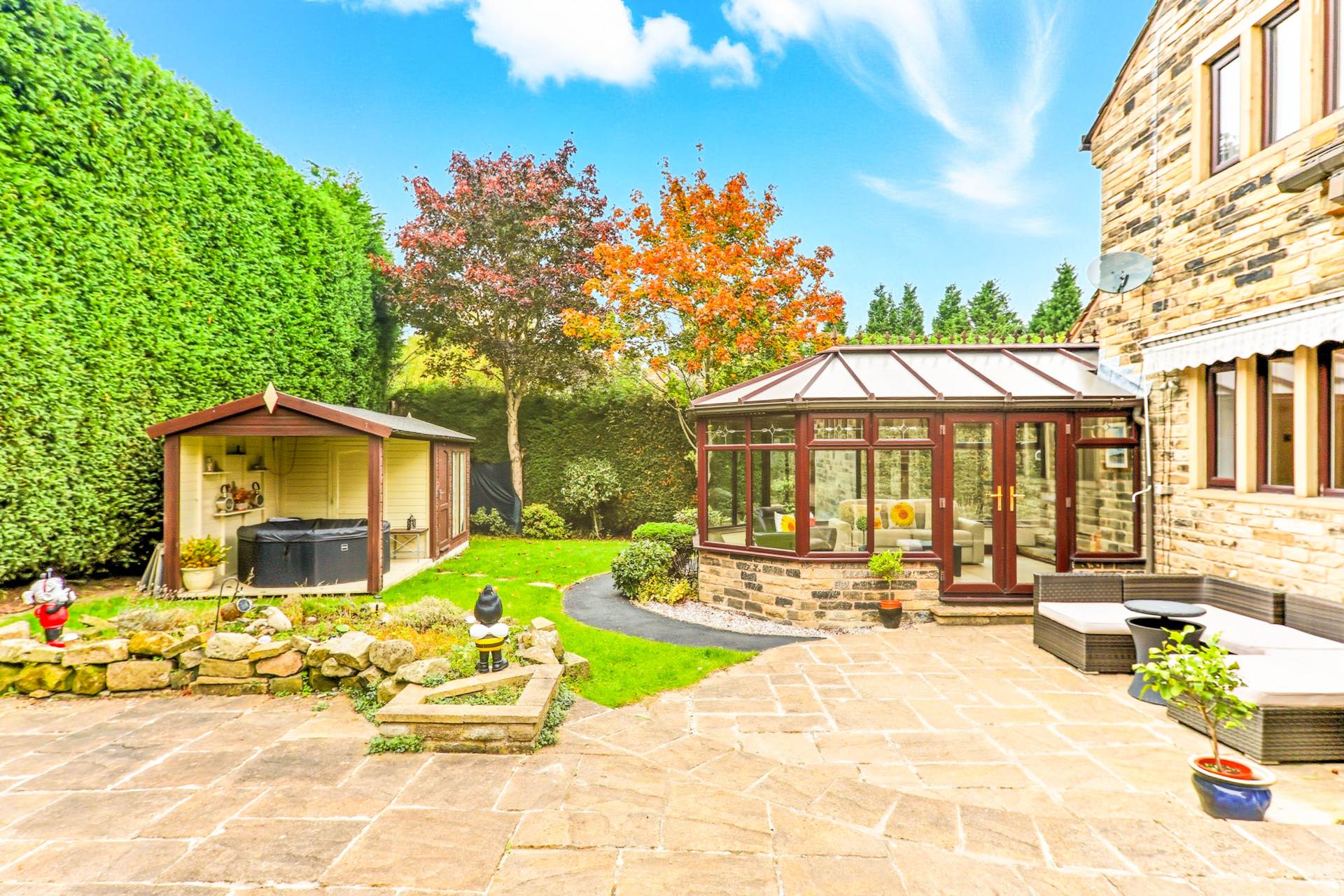 Beechwood House, Tingley, Image 28