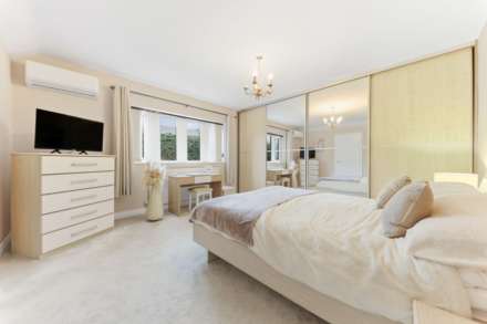 Beechwood House, Tingley, Image 21